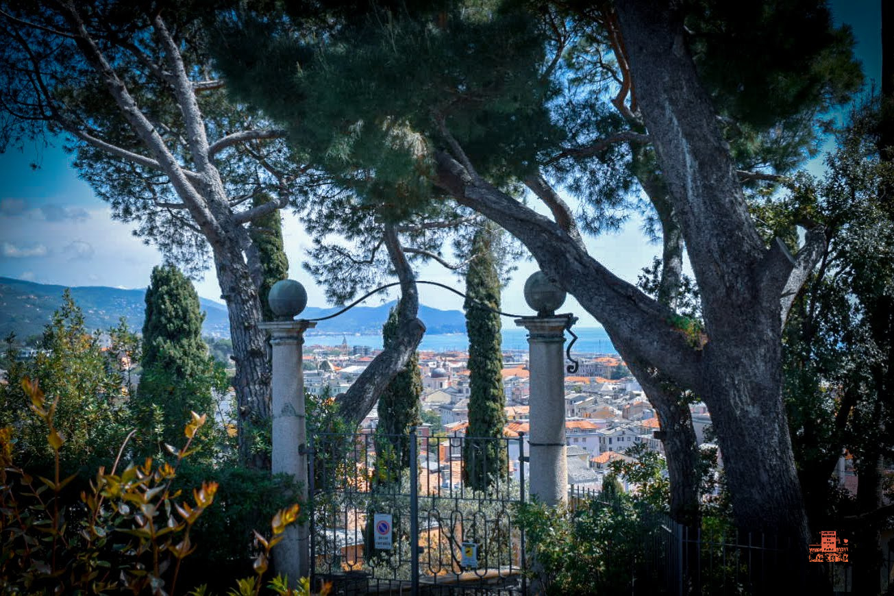 ORA SI INTRAVEDE IL MARE