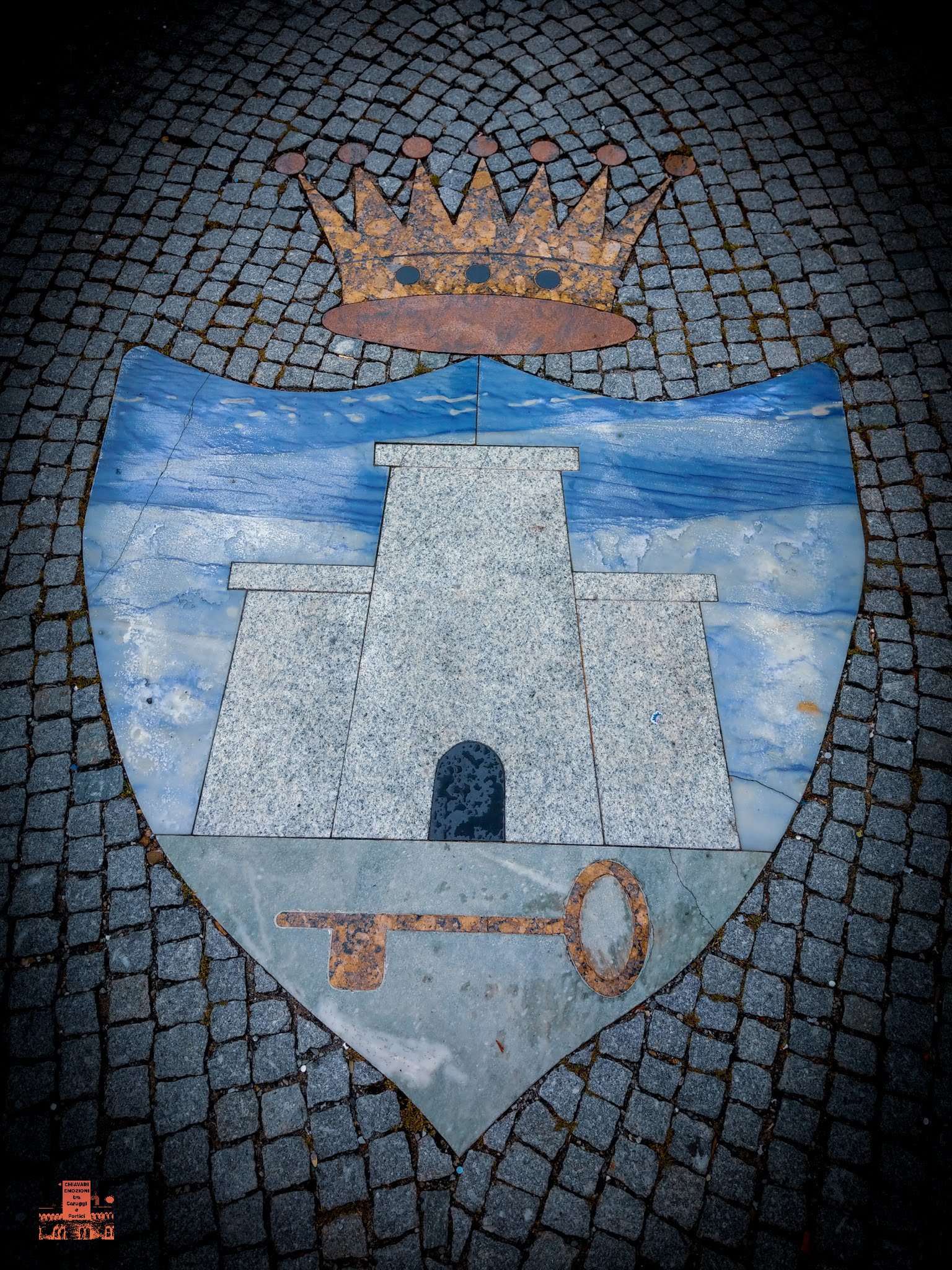 STEMMA DI CHIAVARI - PARTICOLARE